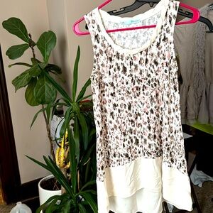 White brown and pink Maurices tunic top